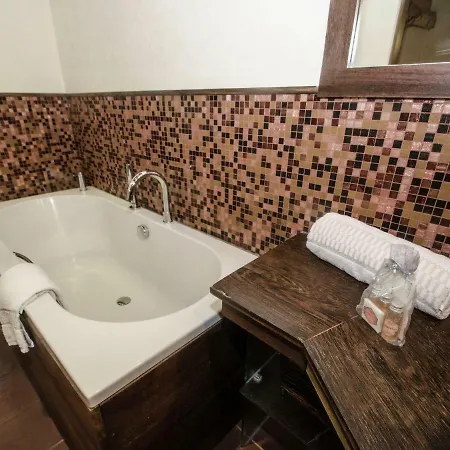 Appartamento Rustic In France With Balcony *